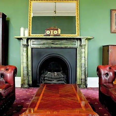 Ennismore House * Cork