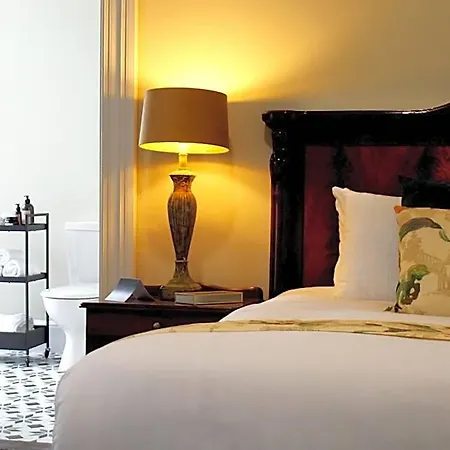 Ennismore House Hotel *